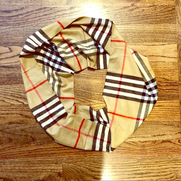 Accessories - Patterned infinity scarf